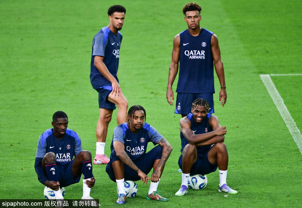 关于曼联险胜巴黎圣日耳曼，贝尔梅开二度法甲的信息