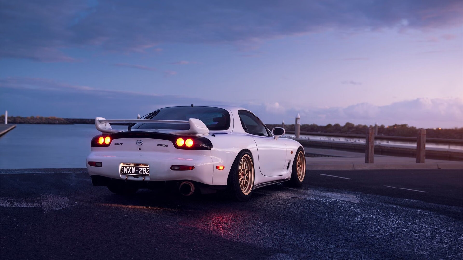 开云体育中国-跨越赛场的擎天巨柱，当鹈鹕鏖战绿军，约基奇在欧冠决赛接管比赛